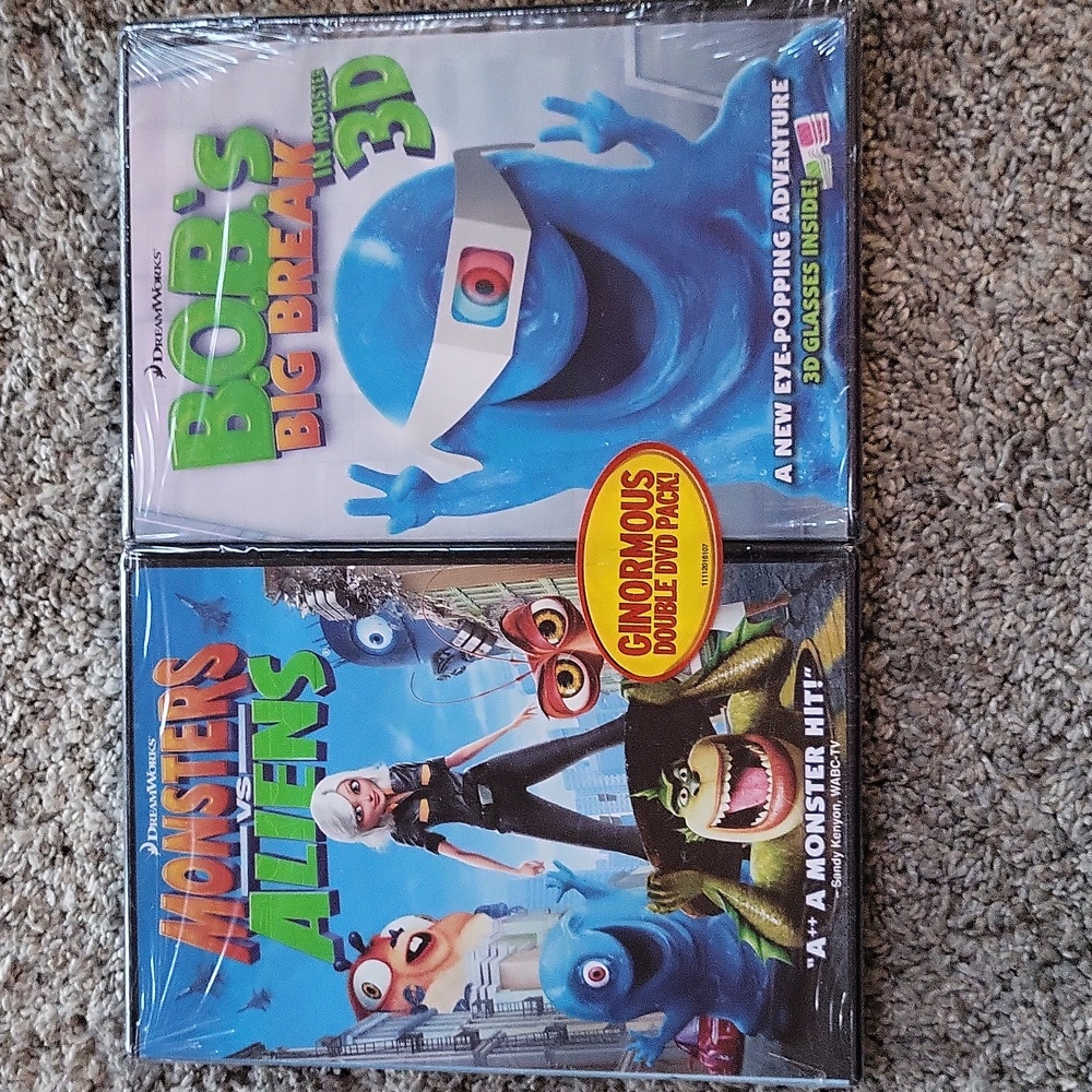 NWT, DreamWorks Monsters vs Aliens Double DVD Pack